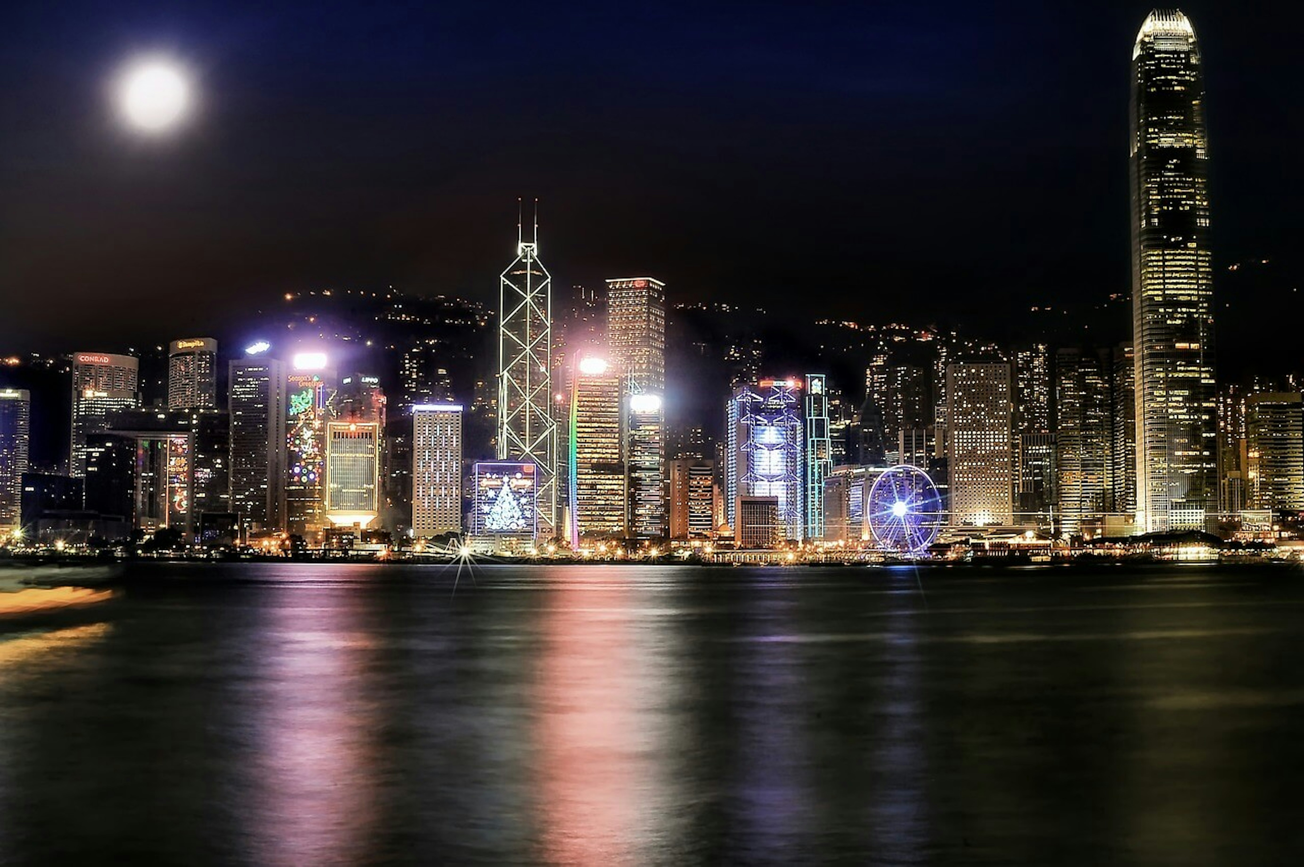 ビクトリア・ハーバーは香港の夜景スポット！行き方や見どころを解 …